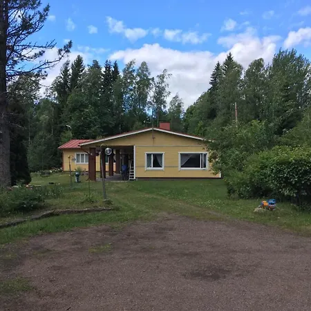Pyhtaeae Garden Villa Pyhtaa Exterior photo