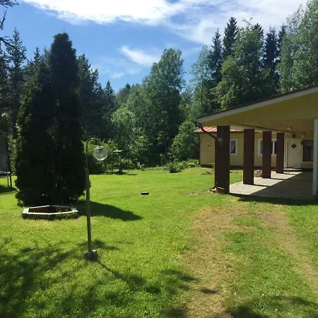 Pyhtaeae Garden Villa Pyhtaa Exterior photo
